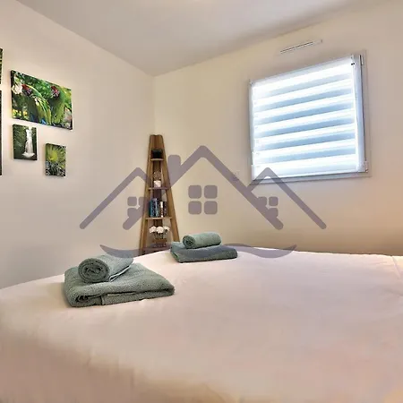 Vakantiehuis Localise - M11 - Ty Gwennili - Maison De Plain Pied Avec Terrain Entierement Cloture - Acces Et Centre A Pied - Wifi Inclus - Draps Inclus - Animaux Non Admis *